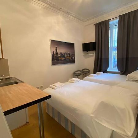 F6-Comfy Ground Flr Studio Fits 4- Near Paddington 런던 외부 사진