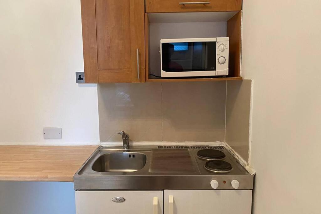 F6-Comfy Ground Flr Studio Fits 4- Near Paddington 런던 외부 사진