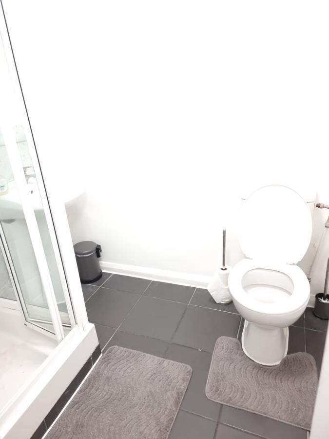 F6-Comfy Ground Flr Studio Fits 4- Near Paddington 런던 외부 사진